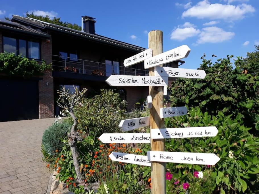 Studio Au Jardin Fleuri Verviers Eksteriør billede